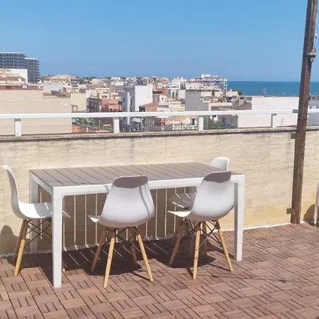 Duplex Met Zwembad, L'ampolla,